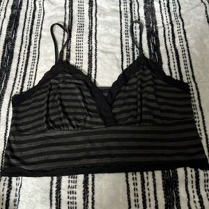 Black and gray stripped crop top